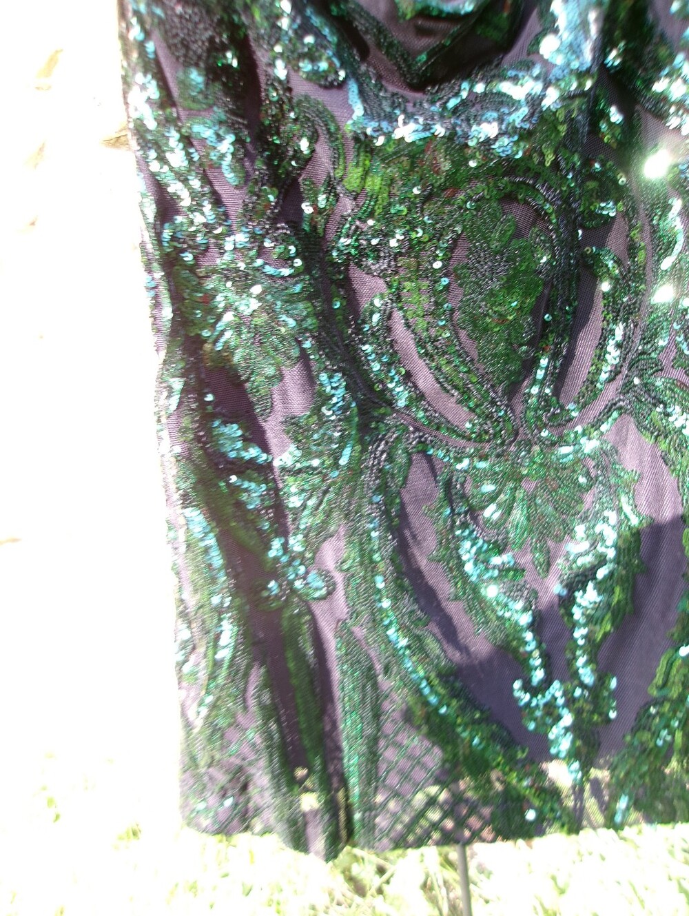 Windsor Emerald Green Sequin Mini Dress with Strappy V-Neck Size S - Picture 7 of 8